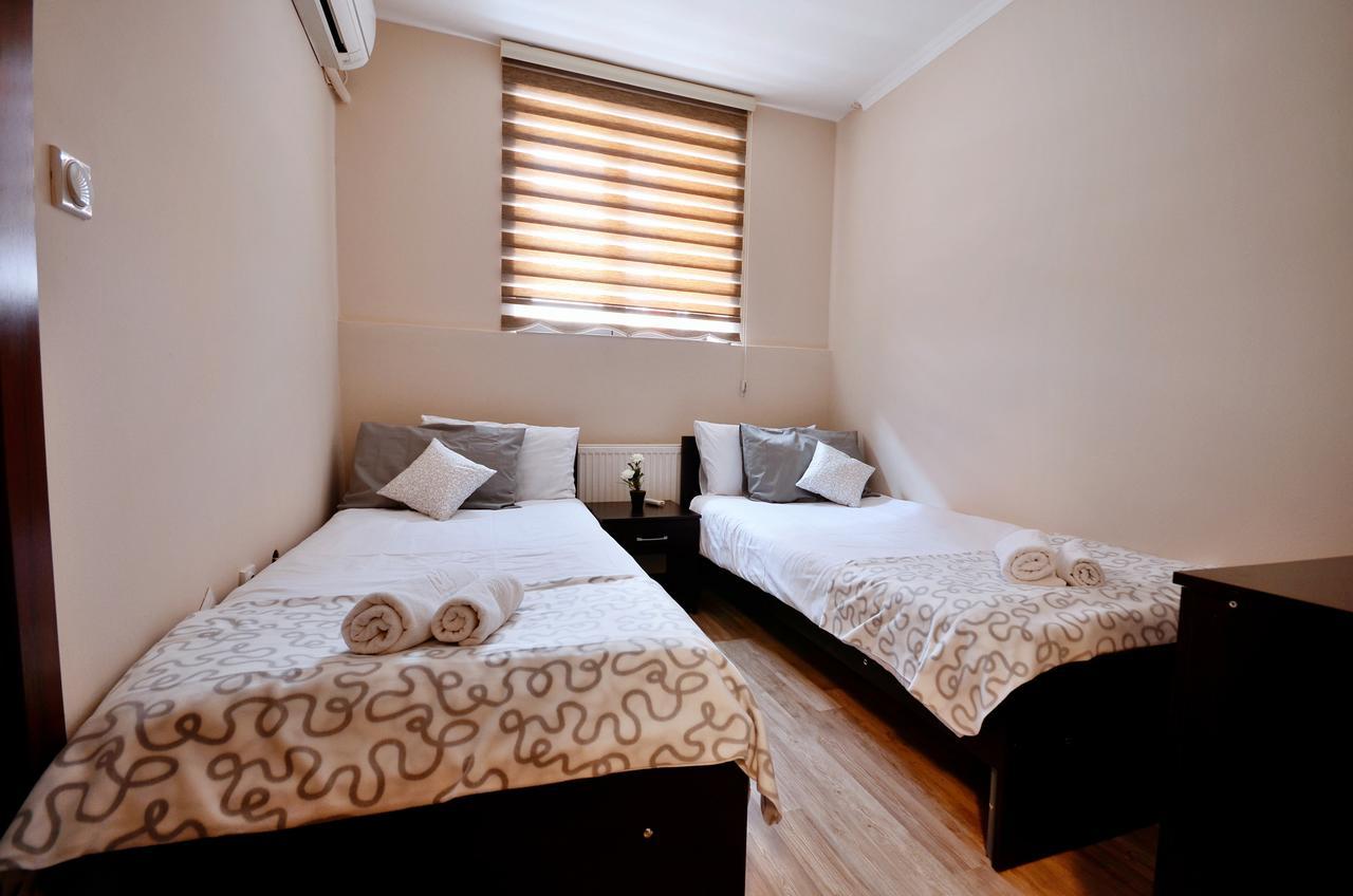 Hotel Shirok Sokak Bitola Bagian luar foto