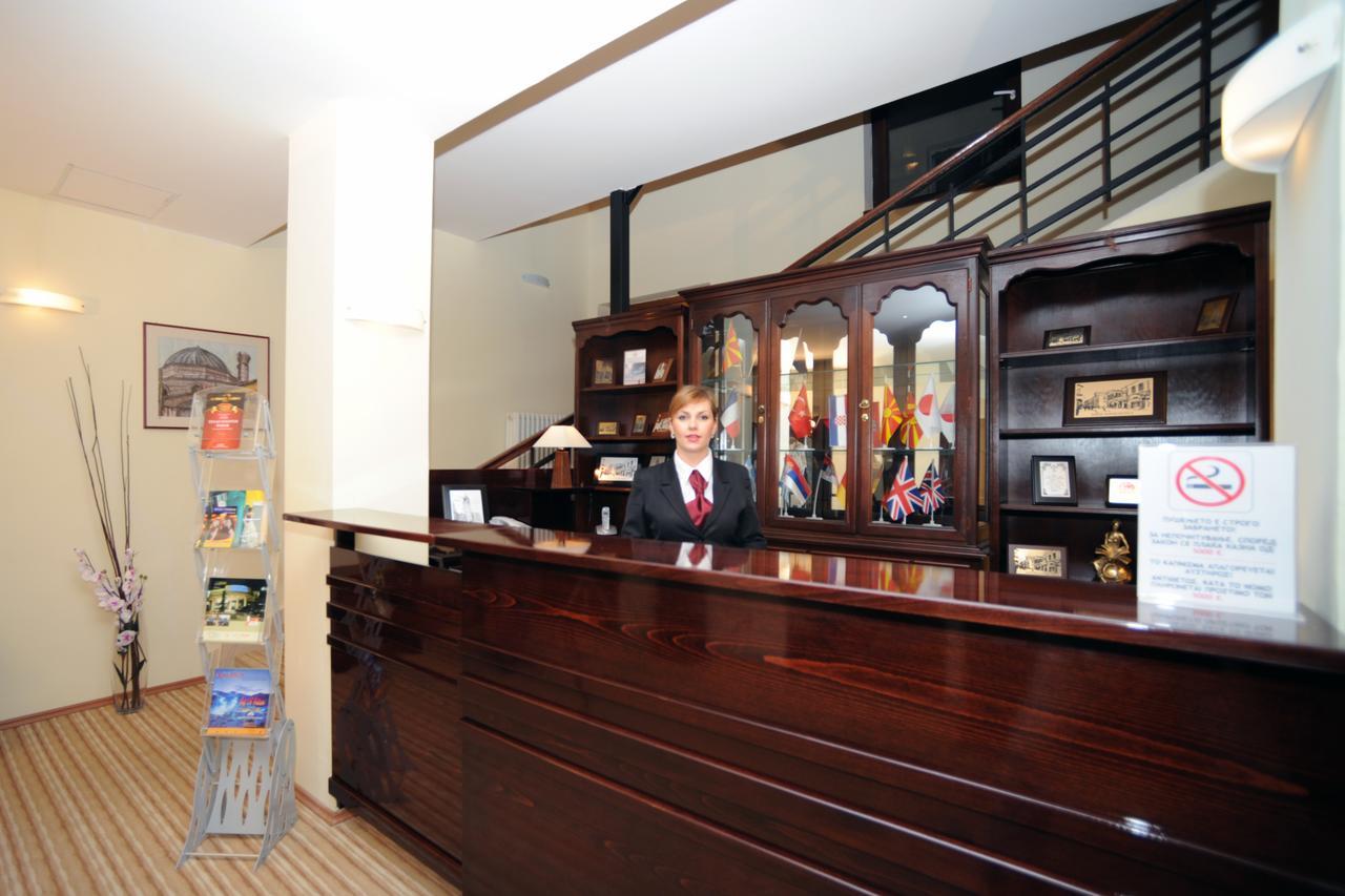 Hotel Shirok Sokak Bitola Bagian luar foto