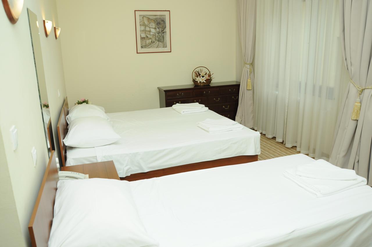 Hotel Shirok Sokak Bitola Bagian luar foto